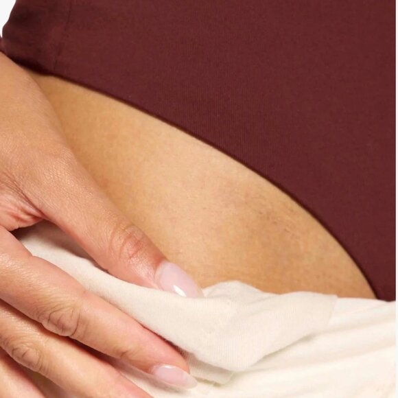 NWOT Nuuds Open Back Bodysuit Medium Black Cherry Slimming Bodycon Holiday Top - Picture 2 of 10